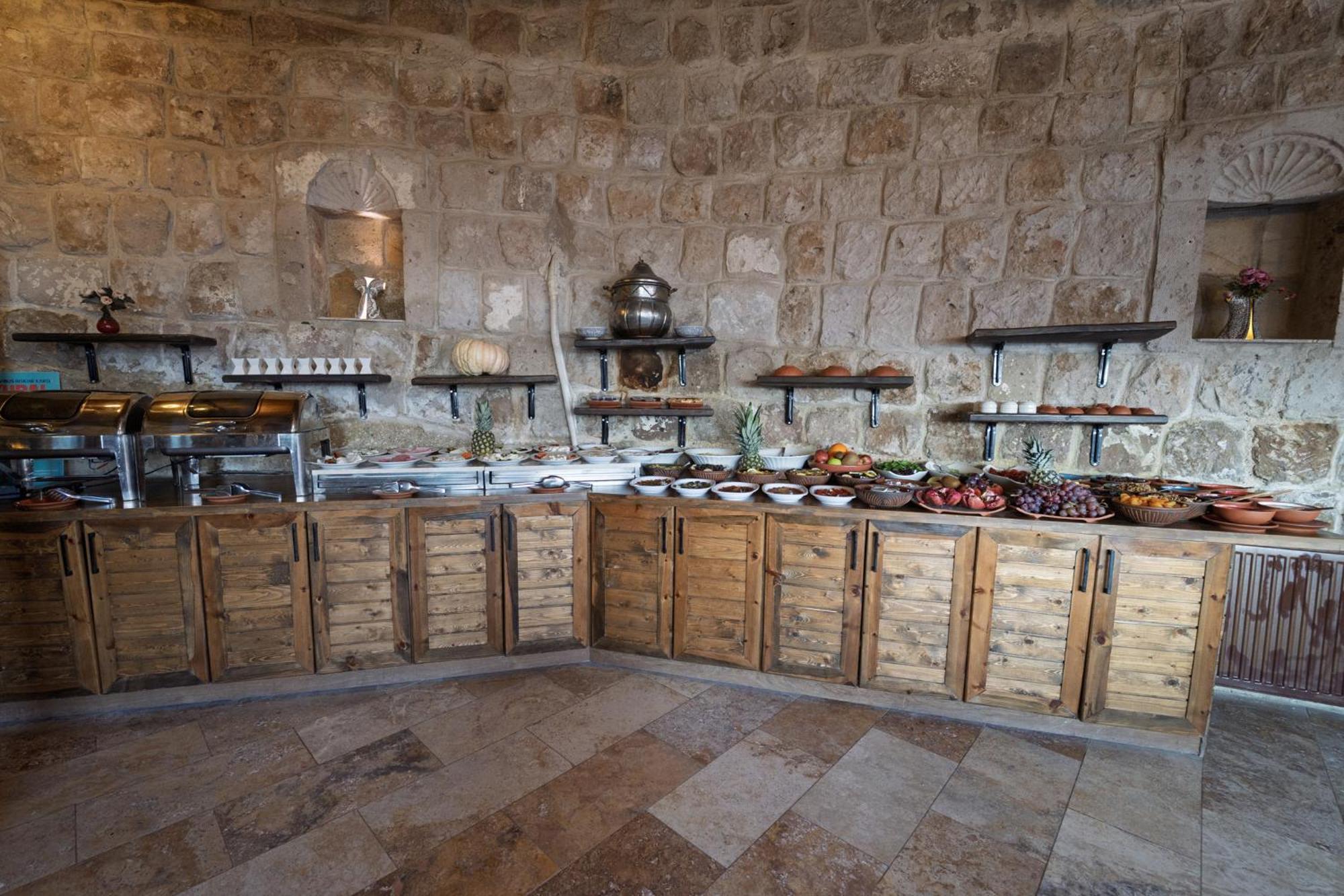 Grand Cave Suites Гореме Экстерьер фото