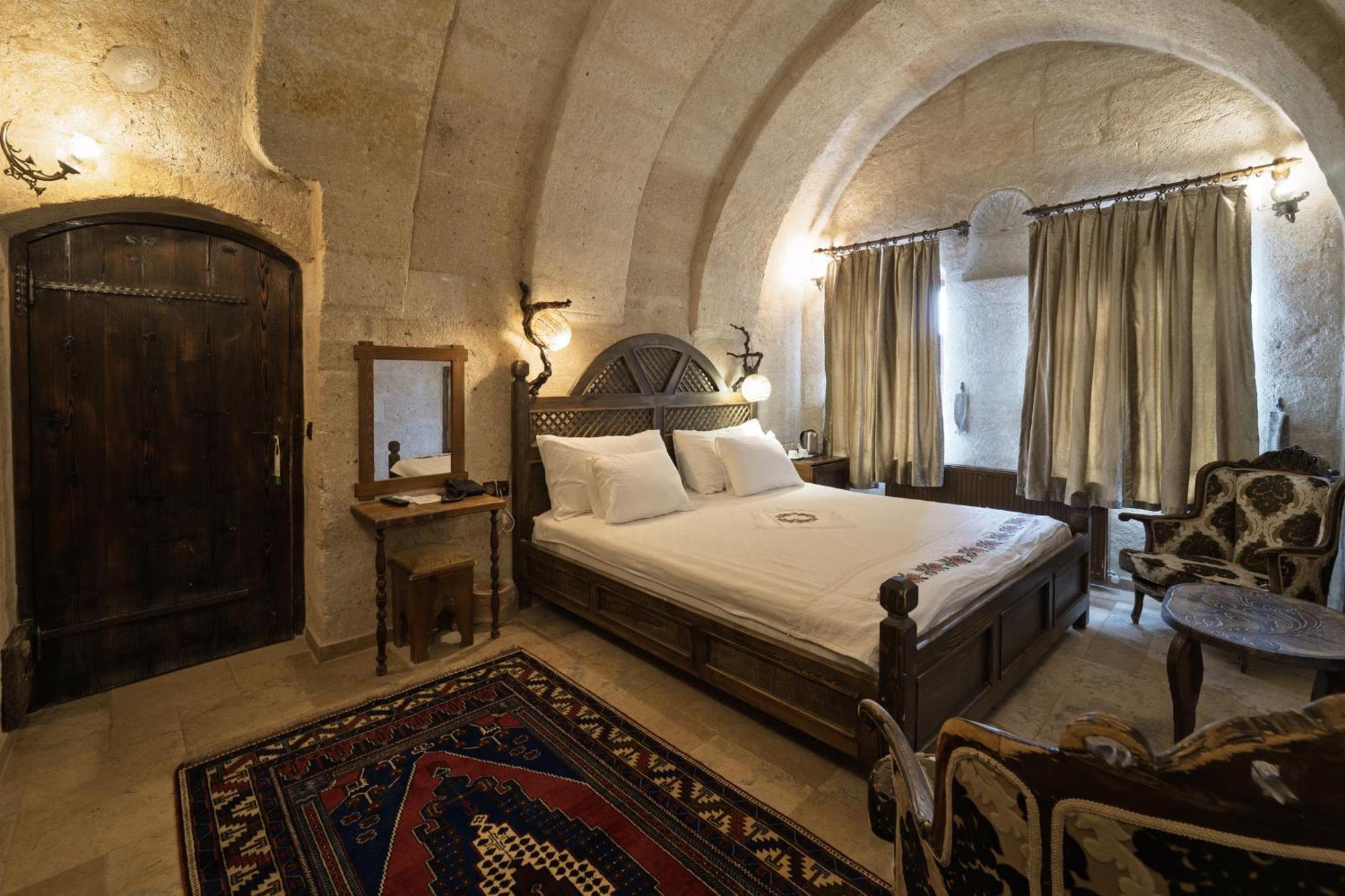 Grand Cave Suites Гореме Экстерьер фото