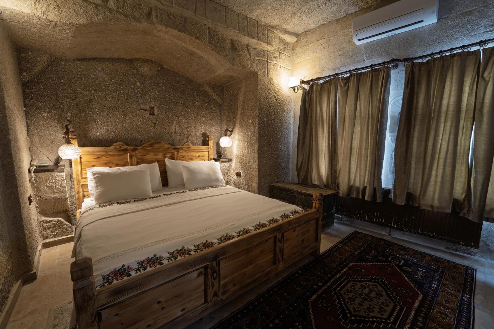 Grand Cave Suites Гореме Экстерьер фото