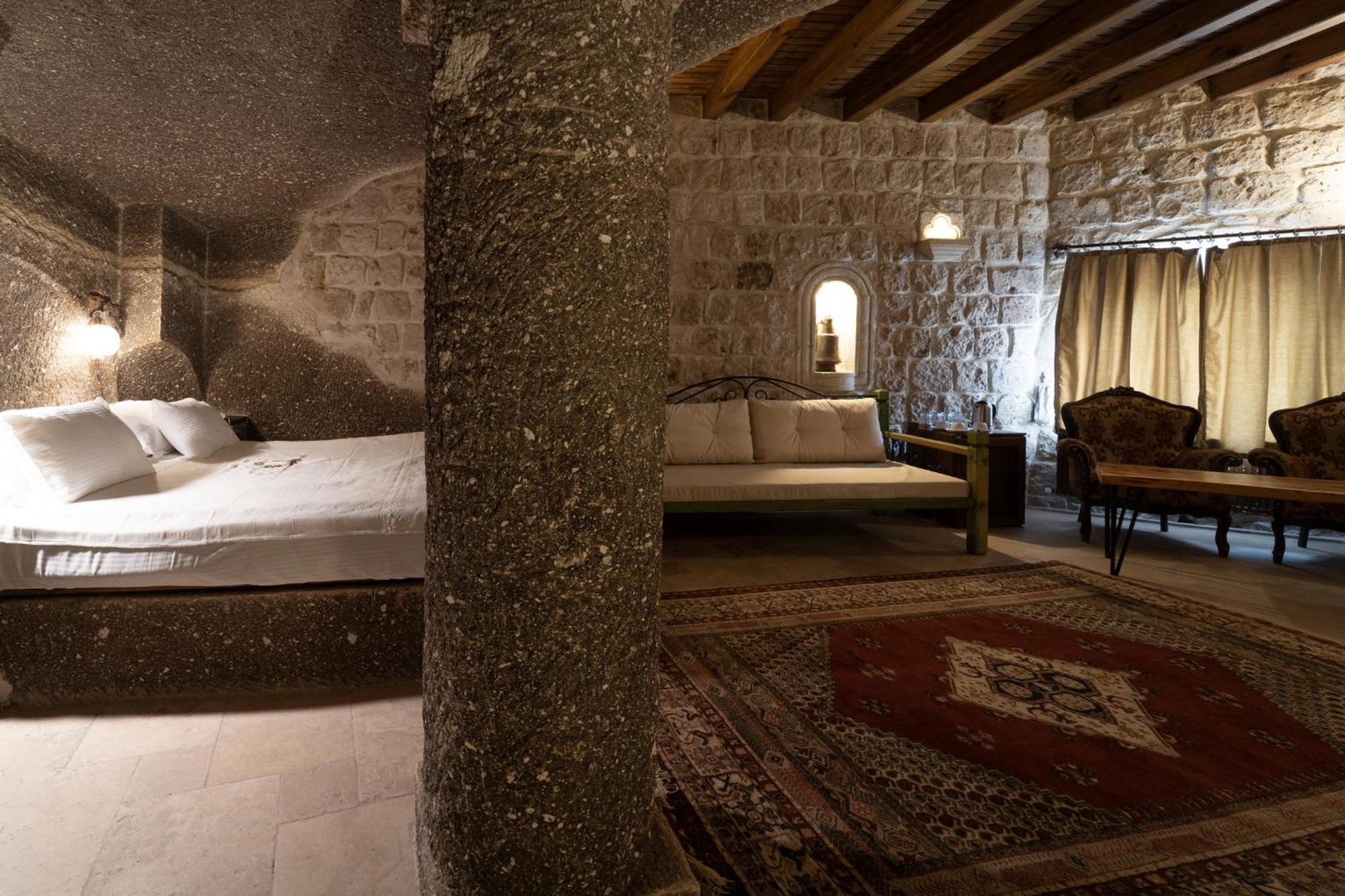 Grand Cave Suites Гореме Экстерьер фото
