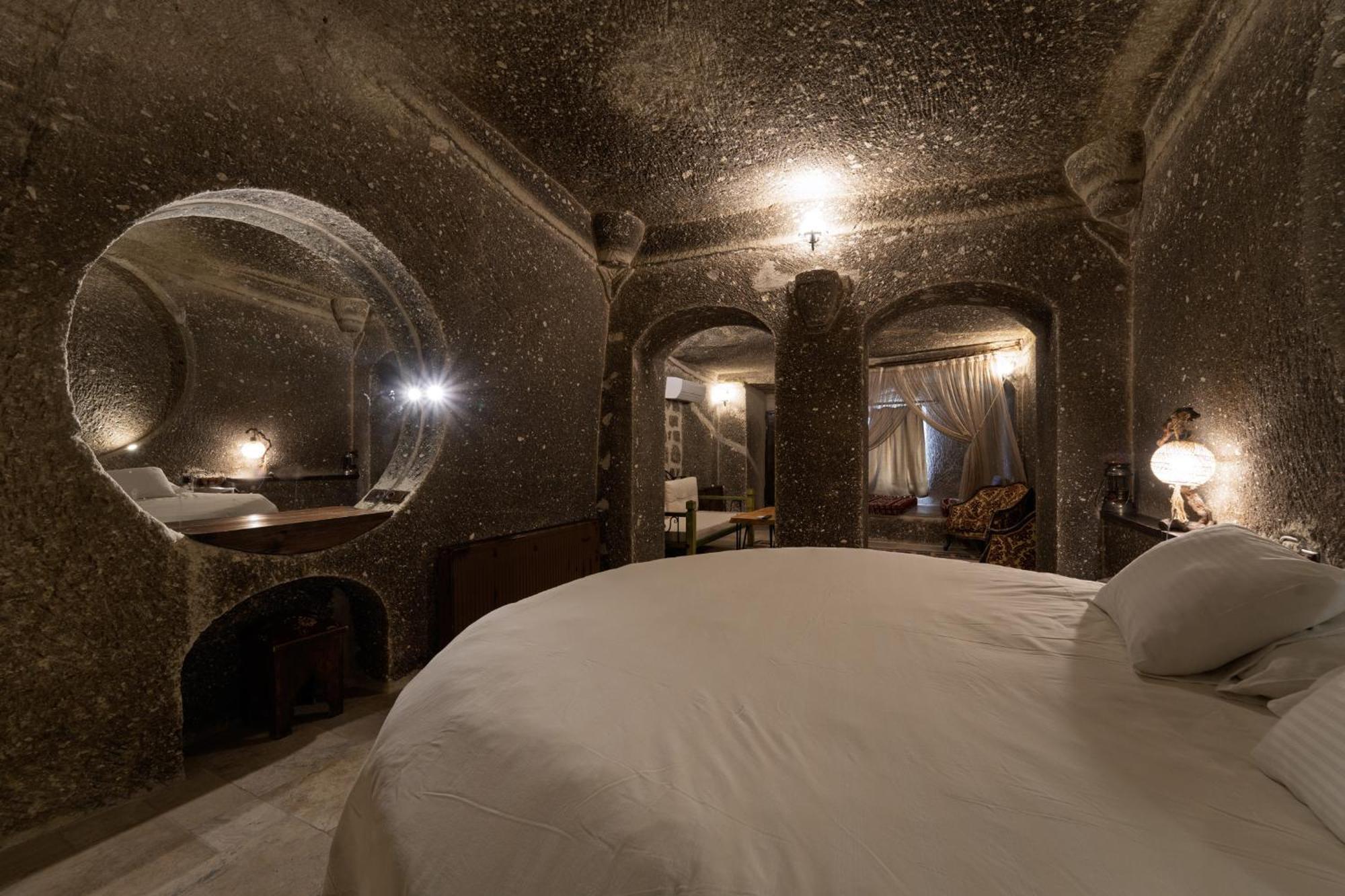Grand Cave Suites Гореме Экстерьер фото