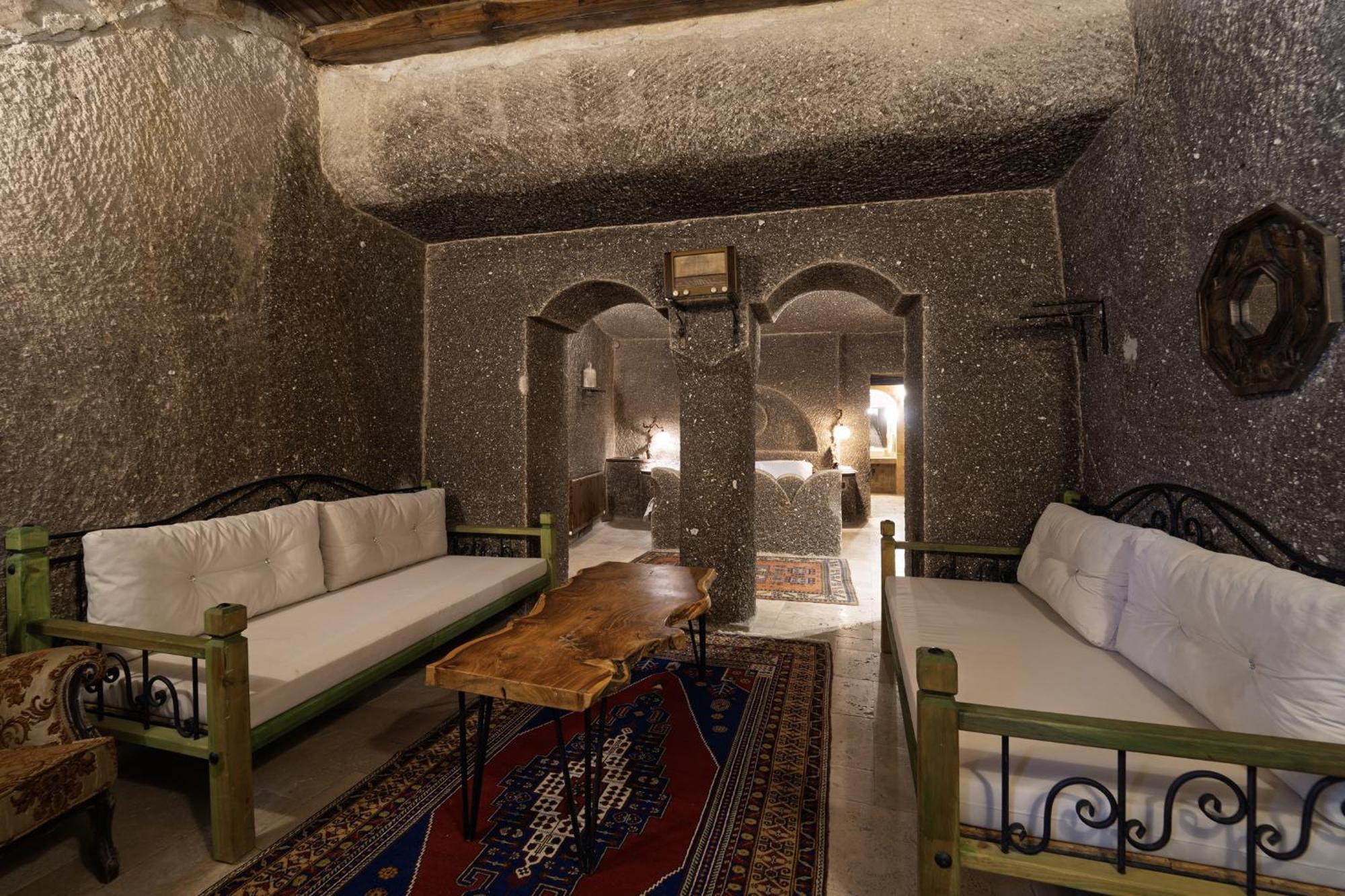 Grand Cave Suites Гореме Экстерьер фото