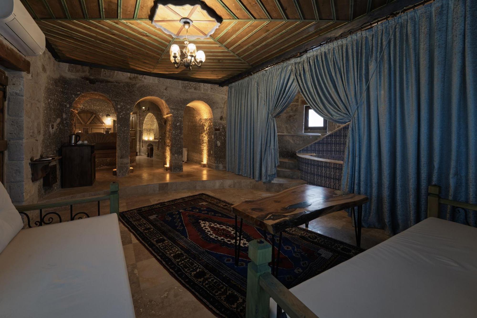 Grand Cave Suites Гореме Экстерьер фото
