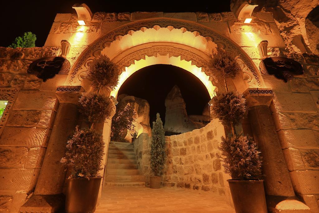 Grand Cave Suites Гореме Экстерьер фото